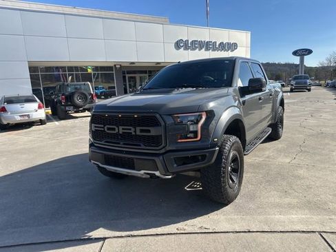 Used 2018 Ford F150 Raptor w/ Equipment Group 802A Luxury image 2
