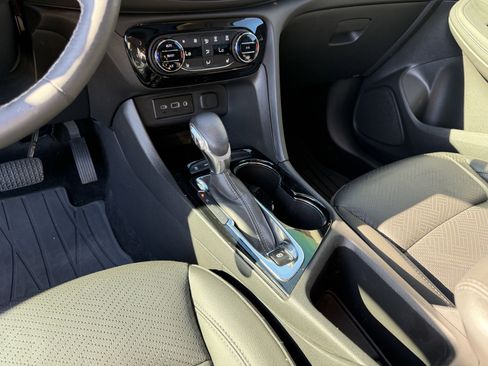 Used 2023 Buick Encore GX Essence w/ Experience Buick Package image 27