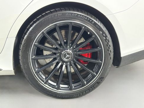 Used 2022 Mercedes-Benz AMG GT 53 image 30