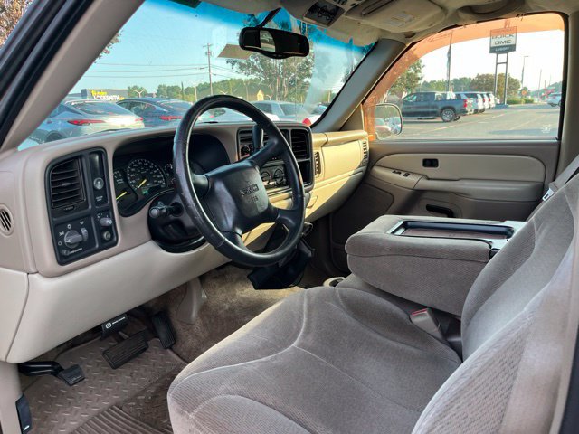 Used 2001 GMC Yukon SLE RWD image 6