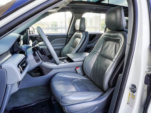 Used 2020 Lincoln Aviator Reserve w/ Equipment Group 201A image 30