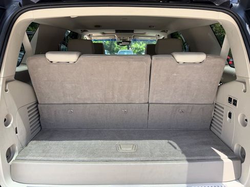 Used 2018 GMC Yukon Denali w/ Open Road Package RWD image 18