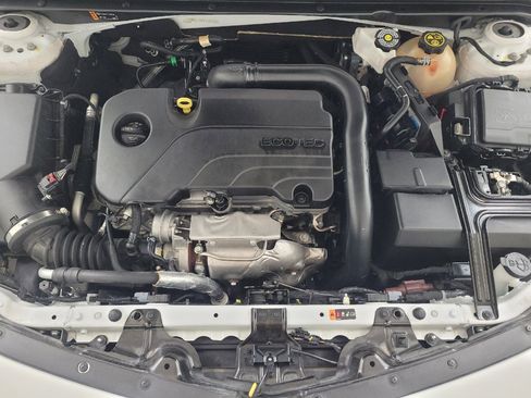 Used 2023 Chevrolet Malibu LT FWD image 30