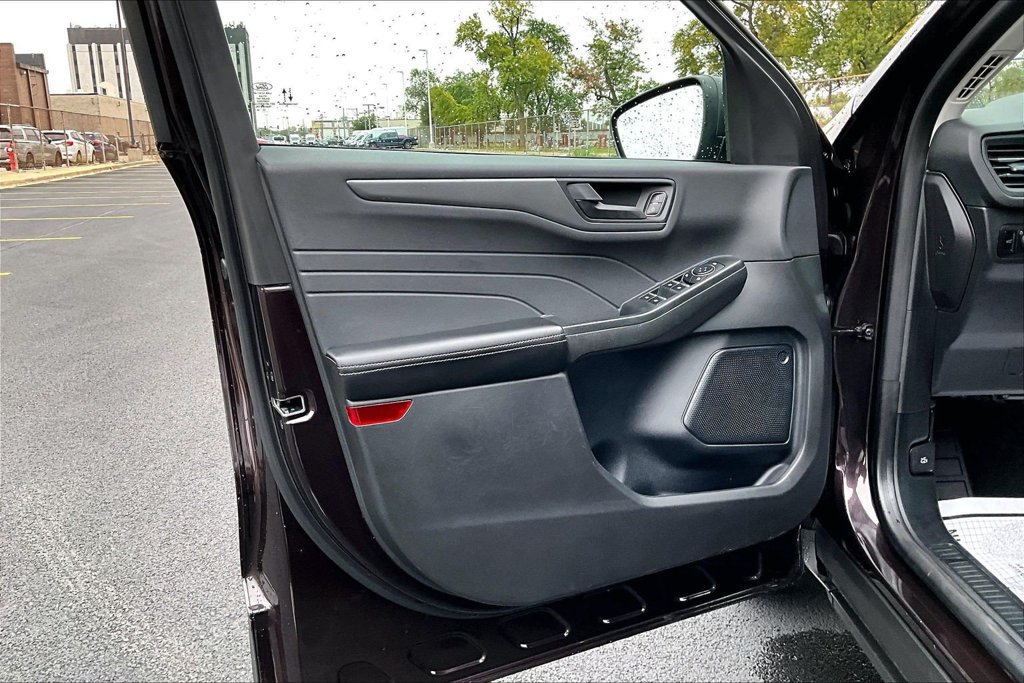 Certified 2023 Ford Escape Active w/ Tech Pack #1 AWD/4WD image 21