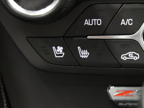 Used 2018 Chevrolet Corvette Z06 image 49