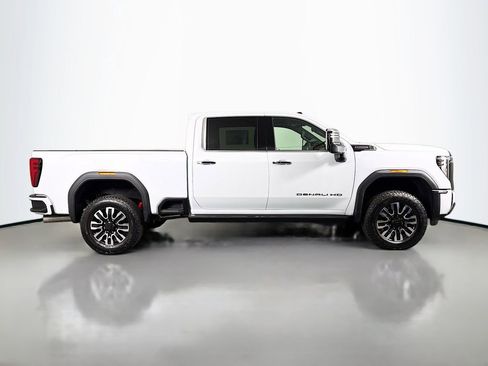 New 2026 GMC Sierra 2500 Denali Ultimate w/ Max Trailering Package image 8