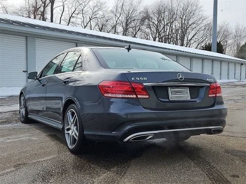 Used 2014 Mercedes-Benz E 550 4MATIC Sedan image 3