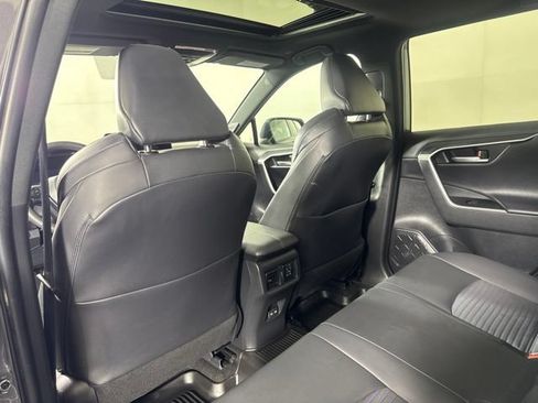 Used 2023 Toyota RAV4 XSE AWD/4WD image 12