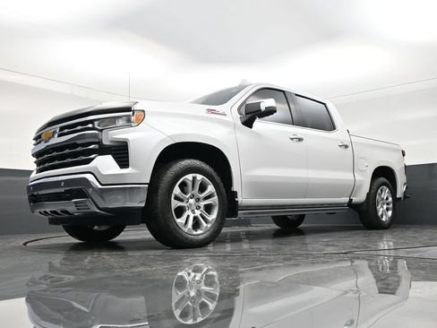 Used 2023 Chevrolet Silverado 1500 LTZ RWD image 19