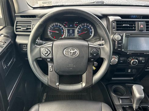 Used 2019 Toyota 4Runner TRD Off-Road Premium AWD/4WD image 14