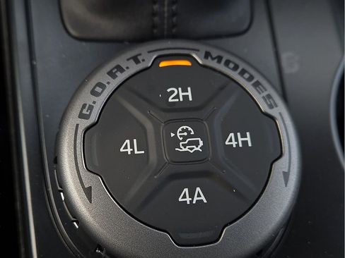 New 2025 Ford Bronco Big Bend w/ Black Diamond Package image 14