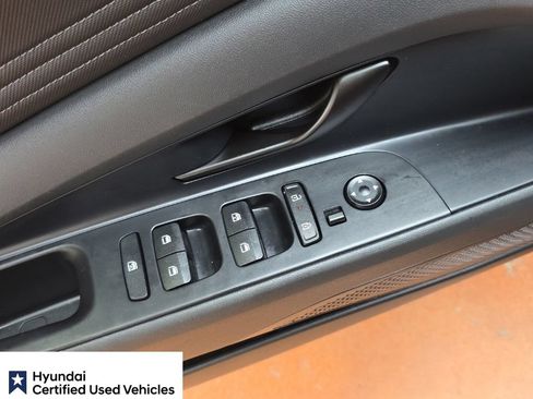Certified 2025 Hyundai Elantra Sport FWD image 26