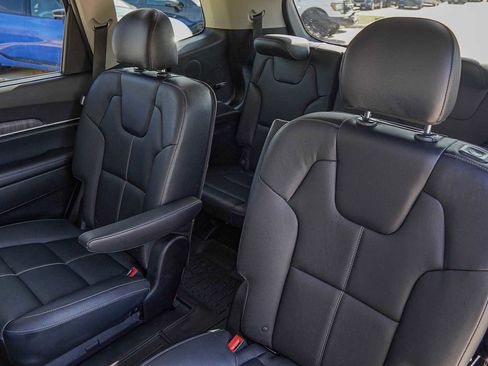 Certified 2024 Kia Telluride SX w/ Towing Package image 38