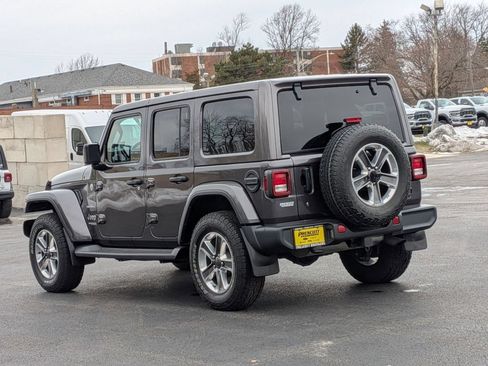Used 2020 Jeep Wrangler Unlimited Sahara w/ Cold Weather Group AWD/4WD image 5