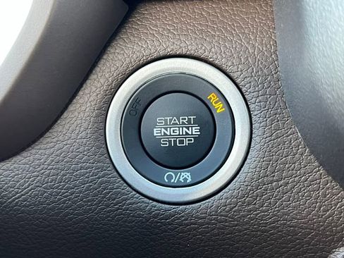 Used 2025 RAM 3500 Laramie image 48