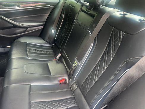 Used 2018 BMW 540i RWD image 23