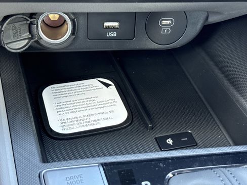 New 2026 Hyundai Elantra SEL Sport FWD image 25