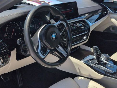 Used 2019 BMW M550i xDrive w/ Dynamic Handling Package AWD/4WD image 10