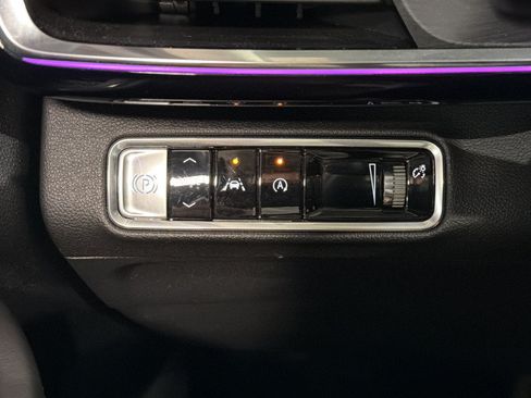 Used 2024 Buick Envision Preferred AWD/4WD image 20