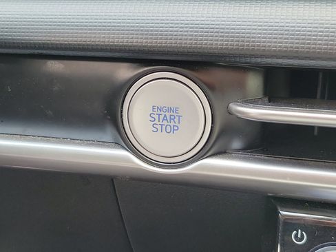 Certified 2025 Hyundai Tucson SEL image 8