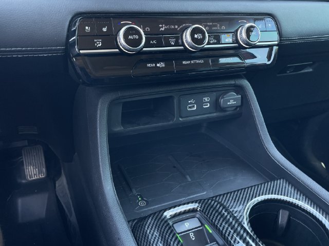 Used 2025 Honda Pilot Elite image 20