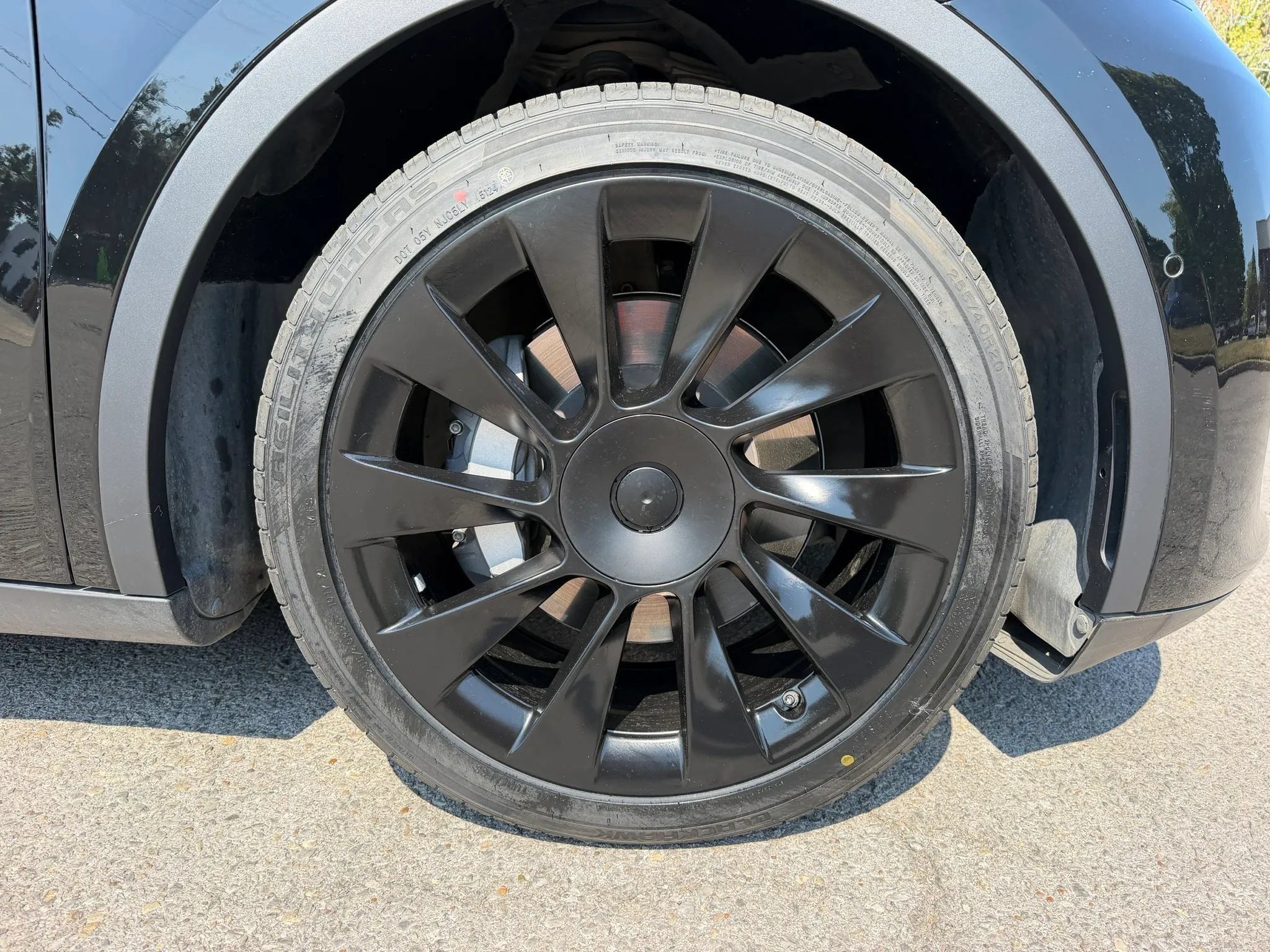 Used 2021 Tesla Model Y Long Range AWD/4WD image 11