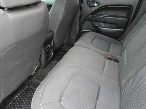 Used 2016 Chevrolet Colorado LT w/ LT Convenience Package image 13