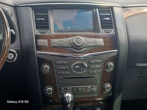 Used 2014 INFINITI QX80 Sport Utility 4D w/ Deluxe Touring Package image 26