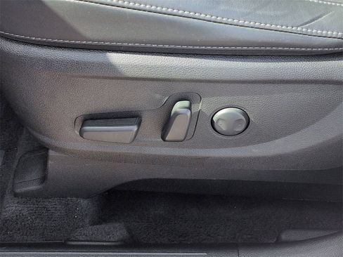 Used 2024 Kia Telluride S w/ S Sunroof Package image 15