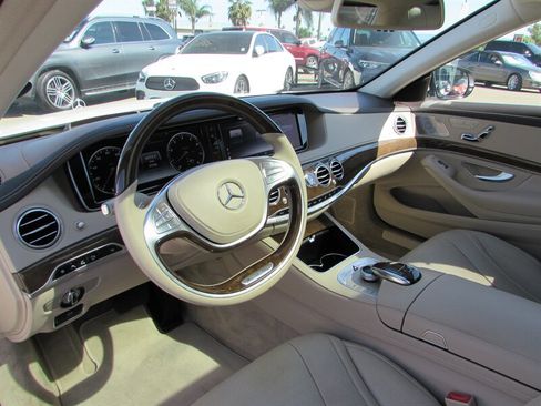 Used 2015 Mercedes-Benz S 550 Sedan image 9