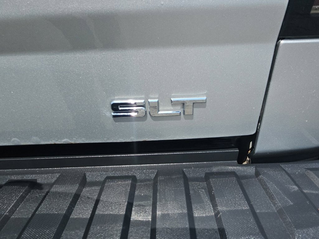 Used 2017 GMC Sierra 1500 SLT w/ SLT Premium Package AWD/4WD image 26