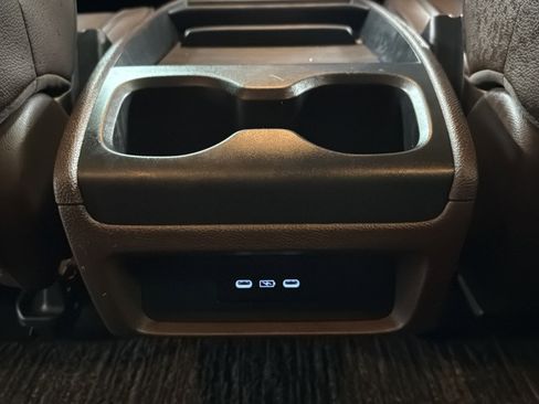 Used 2025 Honda Odyssey Touring image 35