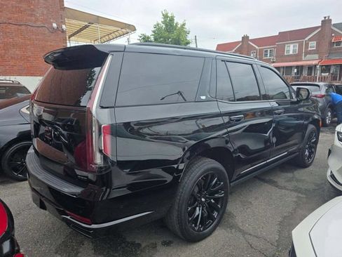 Used 2022 Cadillac Escalade Sport w/ Touring Package AWD/4WD image 4