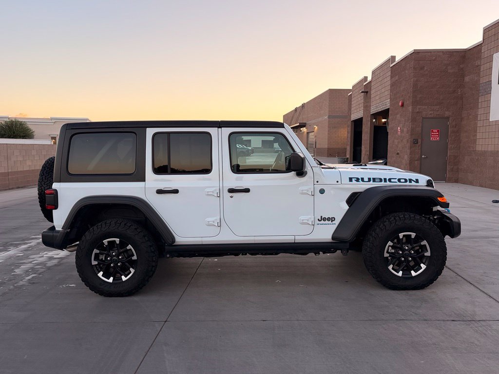 Used 2024 Jeep Wrangler Unlimited Rubicon 4xe w/ Safety Group AWD/4WD image 5