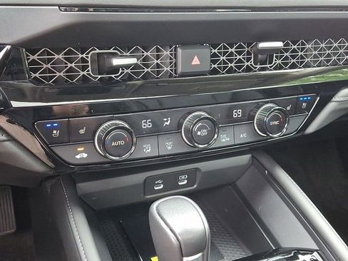 Used 2024 Honda Accord Touring image 18