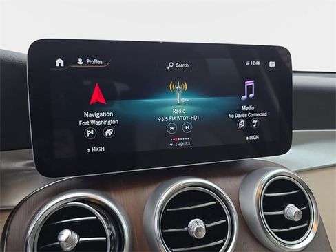 Used 2022 Mercedes-Benz GLC 300 image 24