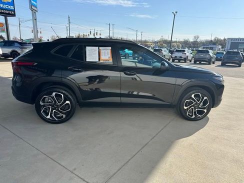 Used 2024 Chevrolet Trax RS w/ Driver Confidence Package FWD image 5