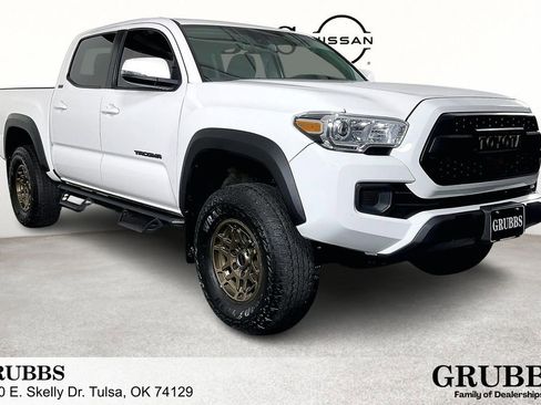 Used 2023 Toyota Tacoma 4x4 Double Cab w/ Trail Edition image 1