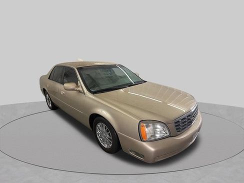 Used 2005 Cadillac De Ville DHS w/ Equipment Group FWD image 4