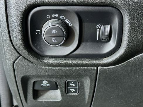 Used 2022 RAM 1500 Big Horn image 19