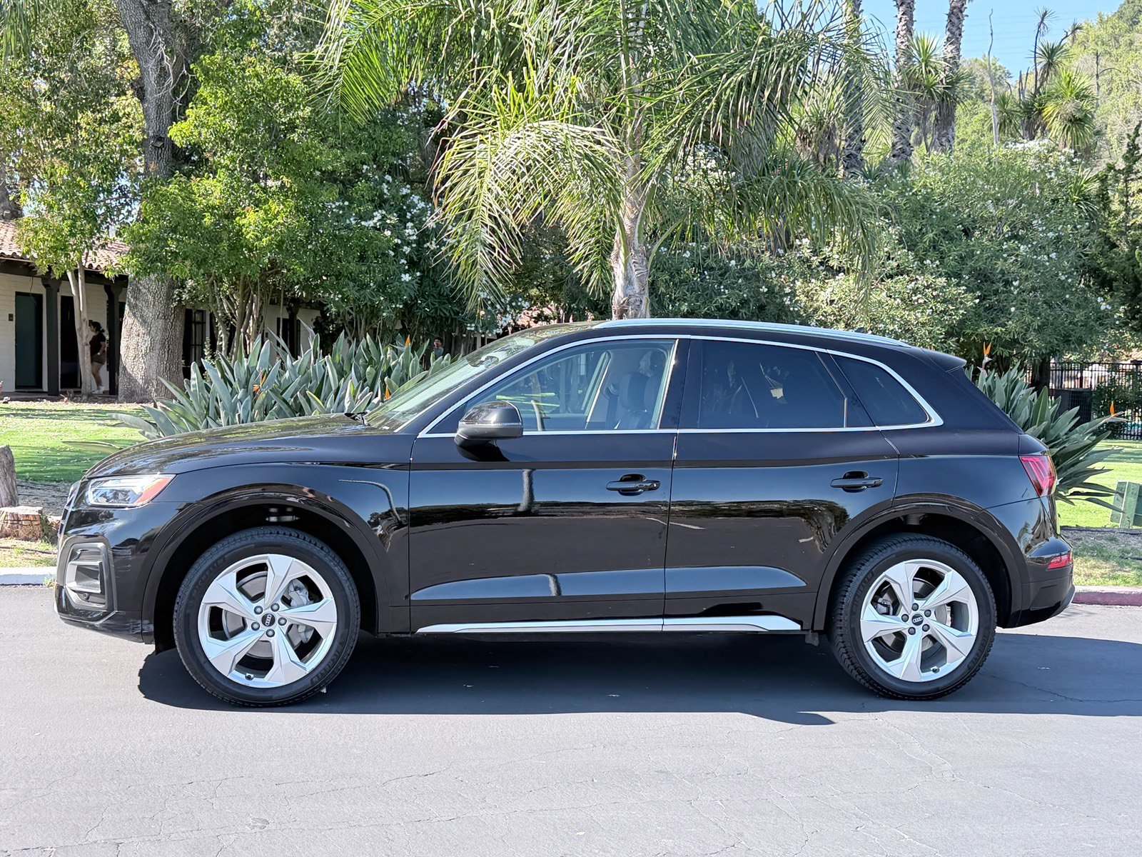 Used 2021 Audi Q5 2.0T Premium Plus AWD/4WD image 2