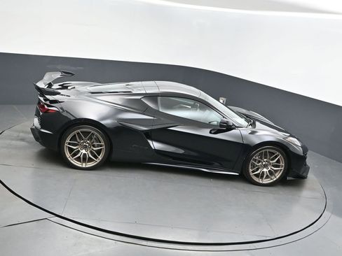 New 2026 Chevrolet Corvette Z06 w/ Z07 Performance Package image 31