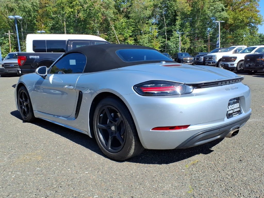 Used 2017 Porsche 718 Boxster RWD image 5