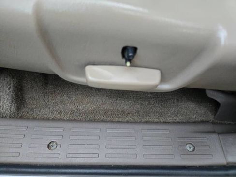 Used 2000 Toyota 4Runner Limited image 20