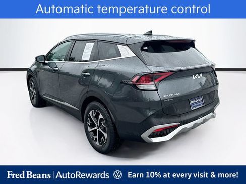 Used 2023 Kia Sportage EX AWD/4WD image 6