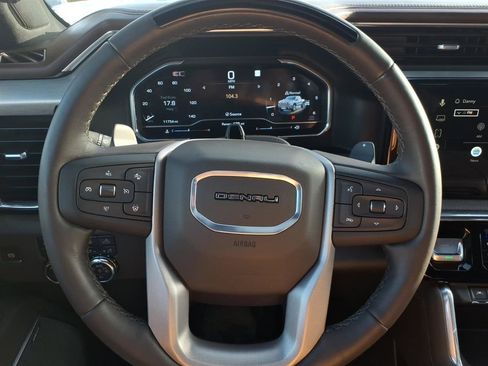Used 2025 GMC Sierra 1500 Denali AWD/4WD image 26
