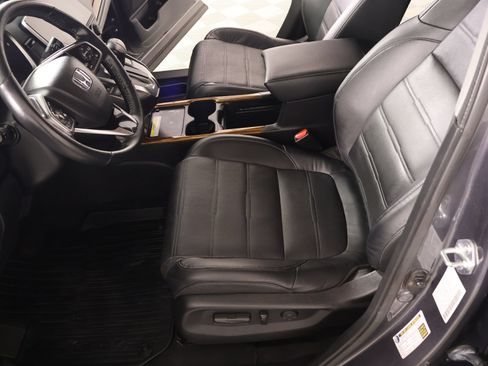 Used 2022 Honda CR-V Touring image 11