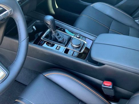 Certified 2025 MAZDA CX-50 2.5 Turbo w/ Weather Package image 31