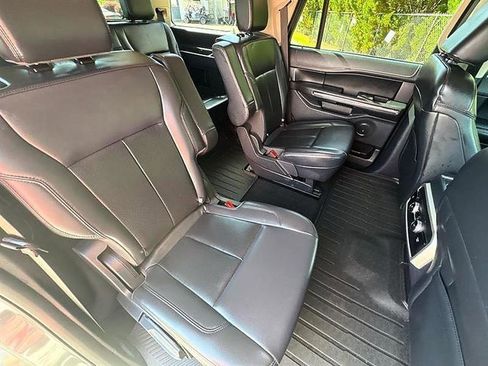 Used 2024 Ford Expedition XLT RWD image 48