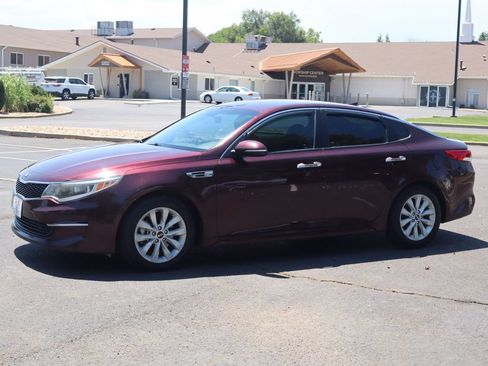 Used 2017 Kia Optima LX w/ Option Group 014 FWD image 10